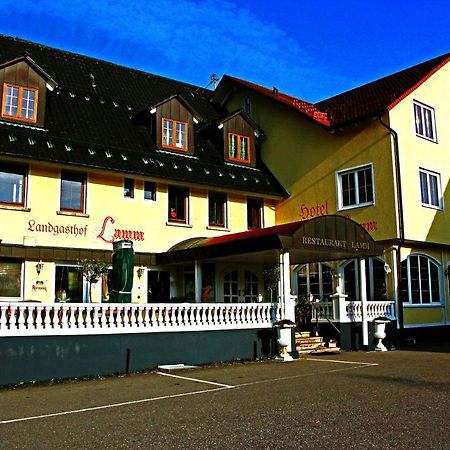 Landgasthof Hotel Lamm Laichingen Bagian luar foto